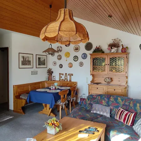 Lägenhet Haus Schwarzwalder Adler Neukirch (Black Forest)